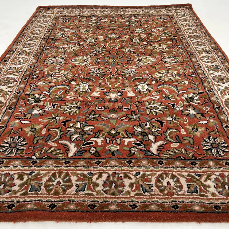 HD0120 kilimas 1 Rankų darbo vilnonis kilimas. Kilmės šalis – Indija 168x230x2 cm
