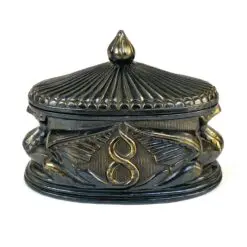 Ovali metalinė dėžutė su paukščių figūromis 8x12,5x9 cm