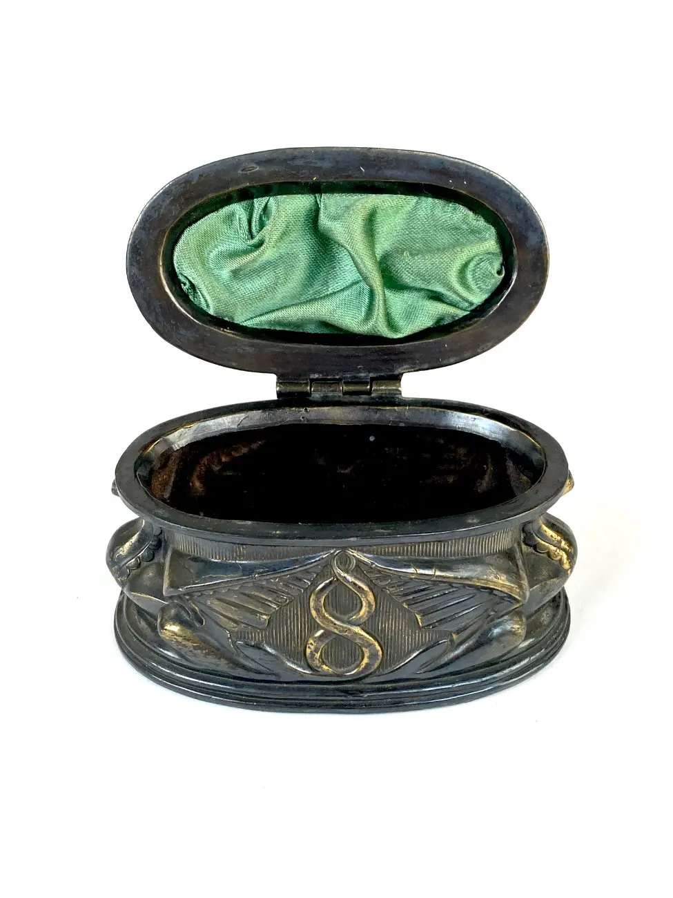 DT0436-kiti-indai-5 Ovali metalinė dėžutė su paukščių figūromis 8×12,5×9 cm