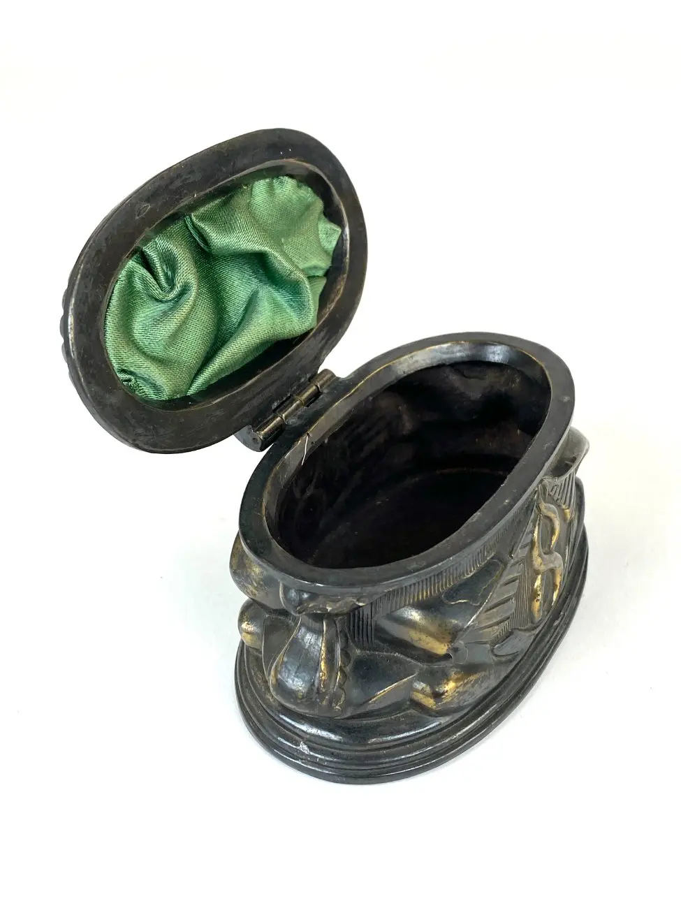 DT0436-kiti-indai-6 Ovali metalinė dėžutė su paukščių figūromis 8×12,5×9 cm