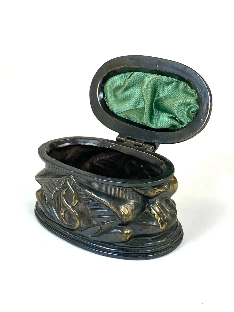 DT0436-kiti-indai-7 Ovali metalinė dėžutė su paukščių figūromis 8×12,5×9 cm