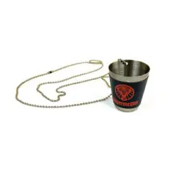 Metalinė pakabinama Jägermeister taurelė su eko oda 30 ml 3,7×3,7×4,3 cm