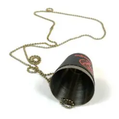Metalinė pakabinama Jägermeister taurelė su eko oda 30 ml 3,7×3,7×4,3 cm