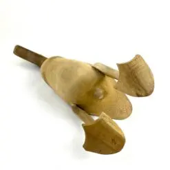 Medinė statula „Antis bėgikė” 19x16x47,5 cm