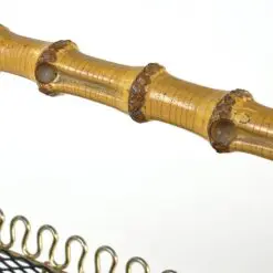 Vintažinė metalinė laikraštinė su bambukine rankena 18x44x43 cm