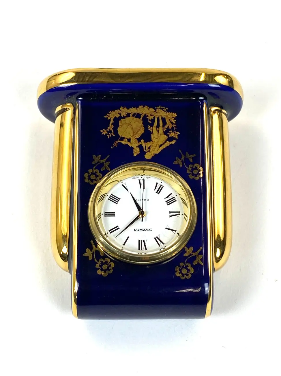 HB0780-pastatomi-laikrodziai-6 Staiger stalinis kvarcinis laikrodis porcelianiniame Legle Limoges rėme 3,5×7,5×8,5 cm
