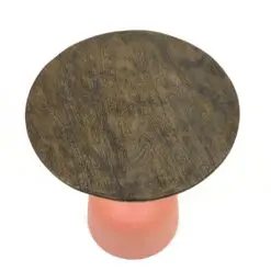 Modernus apverstos taurės formos metalinis staliukas mediniu stalviršiumi 40,5×40,5×51 cm