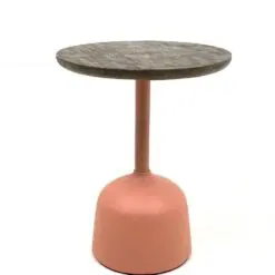 Modernus apverstos taurės formos metalinis staliukas mediniu stalviršiumi 40,5×40,5×51 cm