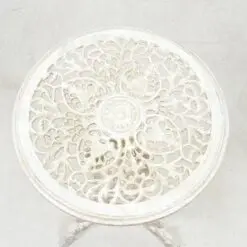 Metalinis provanso stiliaus baltos spalvos apvalus staliukas 36x36x69 cm