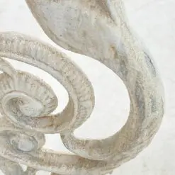 Metalinis provanso stiliaus baltos spalvos apvalus staliukas 36x36x69 cm