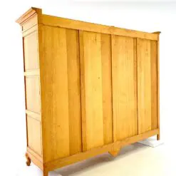 Ąžuolinė keturių durų rūbų spinta 64x237x194 cm