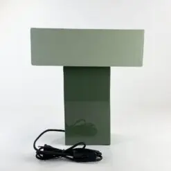 Modernus metalinis žalių atspalvių T formos stalinis šviestuvas 15,5x32x35 cm