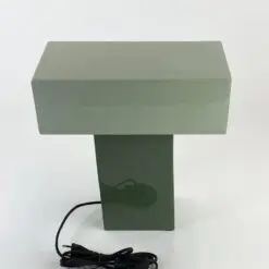 Modernus metalinis žalių atspalvių T formos stalinis šviestuvas 15,5x32x35 cm