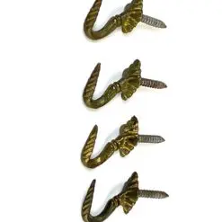Žalvariniai kabliukai 4 vnt. komplektas 2,5×1,5×3 cm