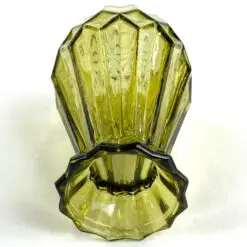 Stiklinė briaunuota žalsvo atspalvio vazelė 7x7x11,5 cm
