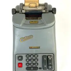 Švediškas vintažinis „Odhner” elektrinis skaičiavimo aparatas 38,5x21x18 cm