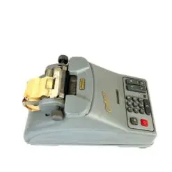 Švediškas vintažinis „Odhner” elektrinis skaičiavimo aparatas 38,5x21x18 cm