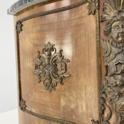 Liudviko XVI stiliaus komoda su marmuru 62x150x100 cm