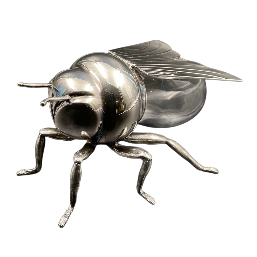 ES0145 indas medui (1)-Picsart-BackgroundChanger Sidabruotas “Mappin&Webb” indelis medui. XX a. Pr. (Anglija) 11x17x8 cm