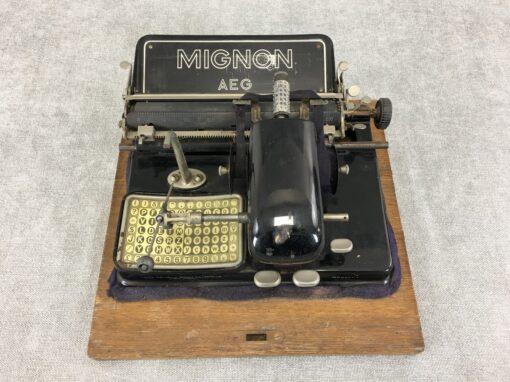 Spausdinimo mašinėlė “Mignon 4” 1923 m.