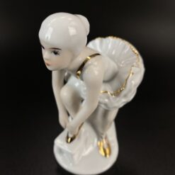 Porcelianinė balerinos skulptūra 6x7x11 cm