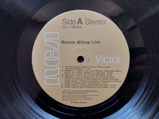 Ronnie Milsap – 1976 – Live
