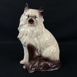 Keramikinė katės skulptūra