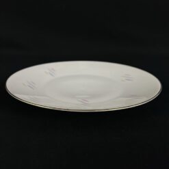 Porcelianinė “Hutschenreuther Hohenberg” lėkštė (Vokietija) d-25 cm ( turime 4 vnt.)