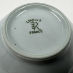 Porcelianinis “Raynaud Limoges” puodelis su lėkštute (Prancūzija) (turime 11 vnt.)