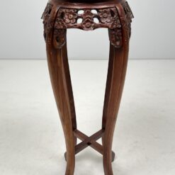 Rytietiškas staliukas su marmuru 37x37x92 cm