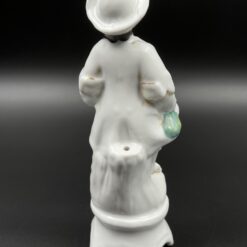 Porcelianinė skulptūra 8x8x21 cm