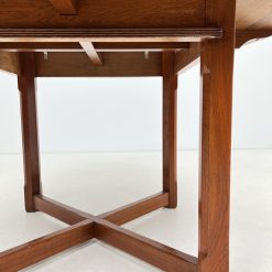 Apvalus medinis stalas 130x130x74 cm