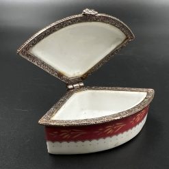 Keramikinė papuošalų dėžutė 4,5×7 cm