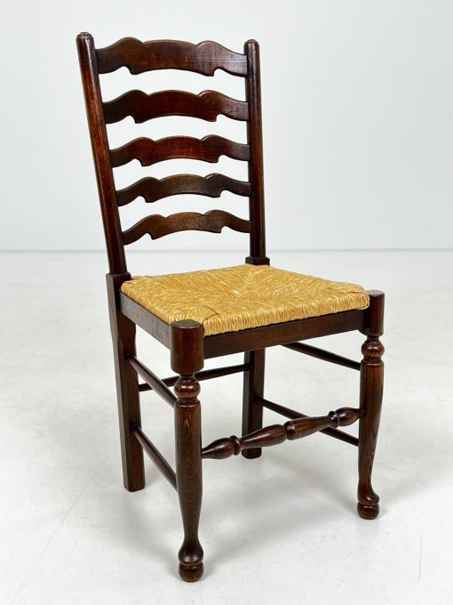 Ąžuolinė kėdė 42x46x94 cm (turime 5 vnt.)