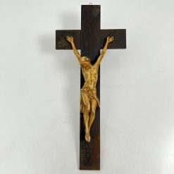Pakabinamas medinis kryžius 44x101x11 cm