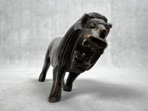 Medinė liūto skulptūra 23x6x11 cm