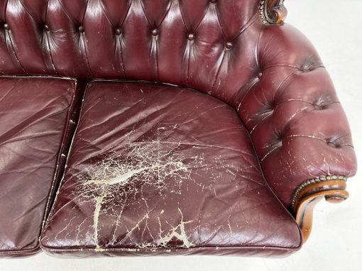 Chesterfield sofa 70x186x103 cm (restauracijai)