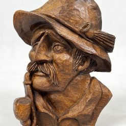 Pakabinama skulptūra “Vyras su pypke” 15x5x23 cm