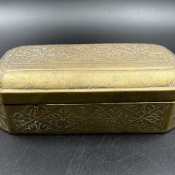 Žalvarinė dėžutė su ornamentais 9x20x6 cm