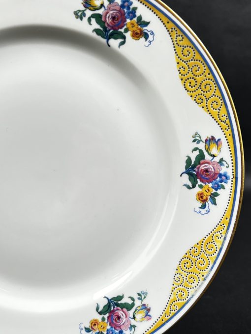 Porcelianinė “Raynaud Limoges” lėkštė (Prancūzija) (turime 32 vnt.)