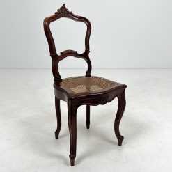Raudonmedžio kėdė 55x45x99 cm (turime 3 vnt.)