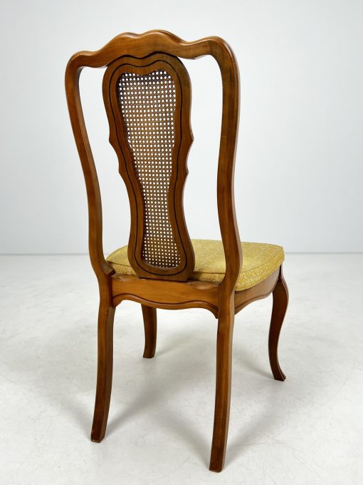 Kėdės 4 vnt. Komplektas. 57x55x101 cm