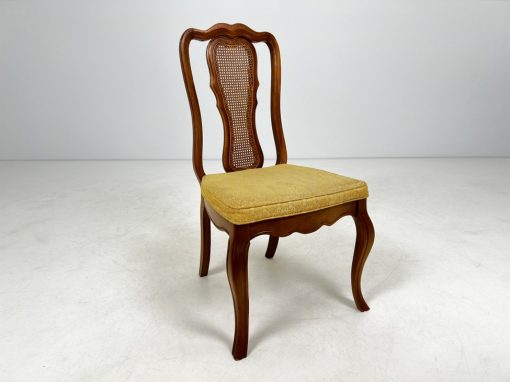 Kėdės 4 vnt. Komplektas. 57x55x101 cm