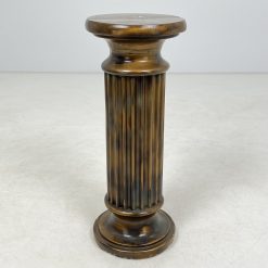 Žalvarinis staliukas – kolona 30x30x75 cm