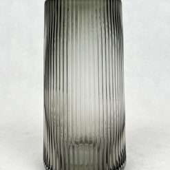 Stiklinė vaza 13x13x27cm (turime 2 vnt.)