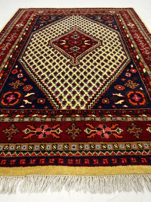 Rankų darbo vilnonis kilimas 172×234 cm