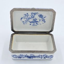 Keramikinė mėlyna papuošalų dėžutė 7x12x6 cm (turime 2 vnt.)