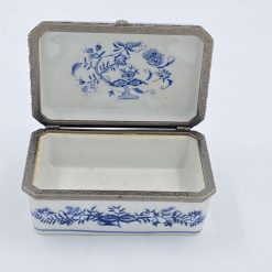 Keramikinė mėlyna papuošalų dėžutė 7x12x6 cm (turime 2 vnt.)