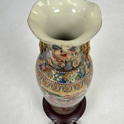 Rytietiška vaza 21x21x61 cm