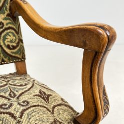 Riešutmedžio krėslas su gobelenu 64x69x110 cm